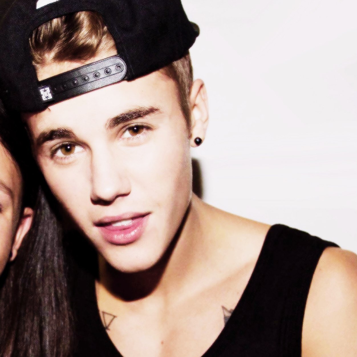 hannahkayleef's profile picture. If you spread ur wings you can fly away with me but you cant fly unless you let yourself fall❤