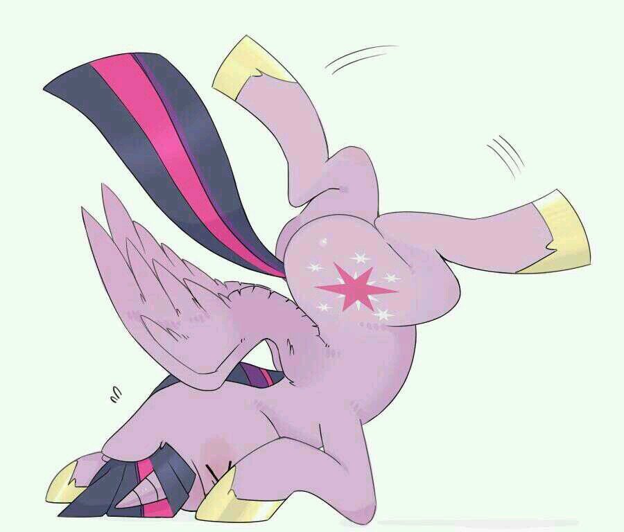 hi,i am princess twilight sparkle~ we should hang out sometimes~always love my @Mlp_Roxas ((R34/RP))