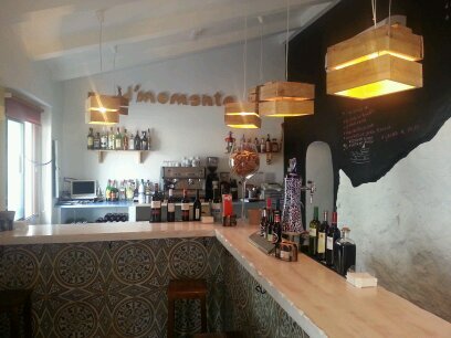 bar con encanto donde tomar una cerveza con una tapita de pescadito o nuestra maravillosa carne en salsa!!! OS ESPERAMOS !!!