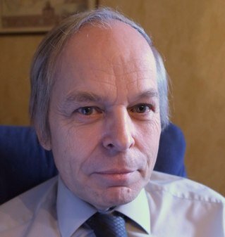 Technical Director of UK based Ladybridge Systems Ltd and product architect of the OpenQM multivalue database.