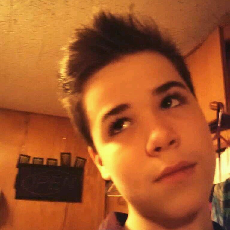 DodigAnthony's profile picture. 