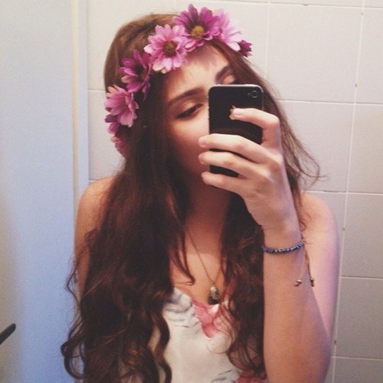 Pogorelova_L's profile picture. 