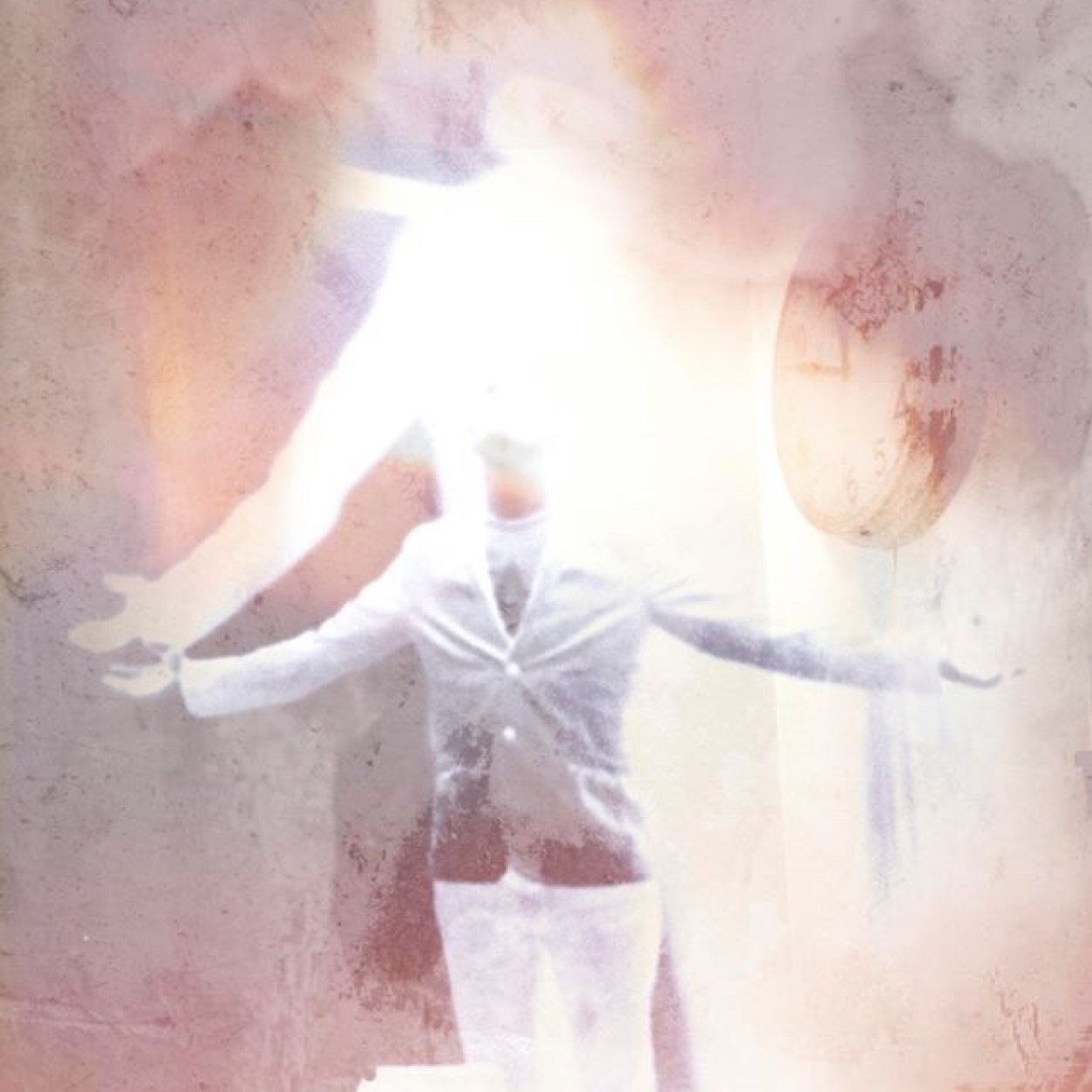 LuxLens's profile picture. Have lens will travel.