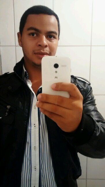 Estudante de Direito! e adoro ser desafiado!  http://t.co/I6vyNufUqm