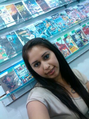 mayelislopez14's profile picture. 