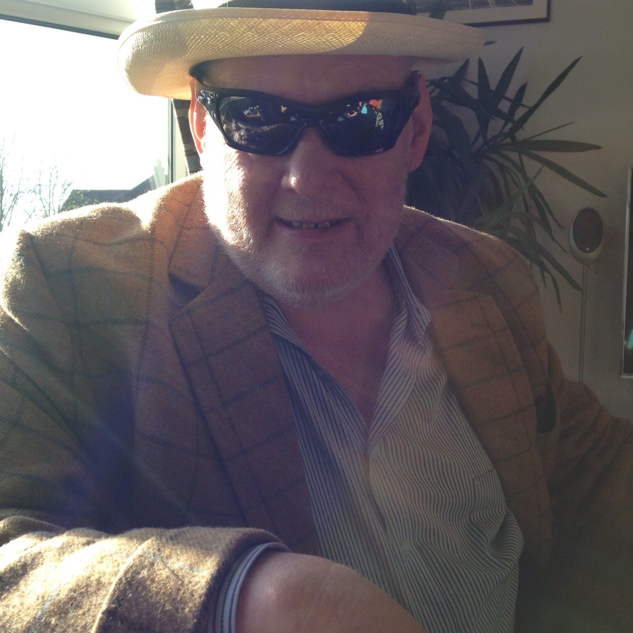 peterafrape's profile picture. 