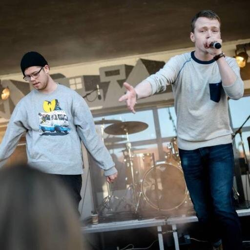 Slengan Opp EP ute nå! http://t.co/i9TgrmJLUX