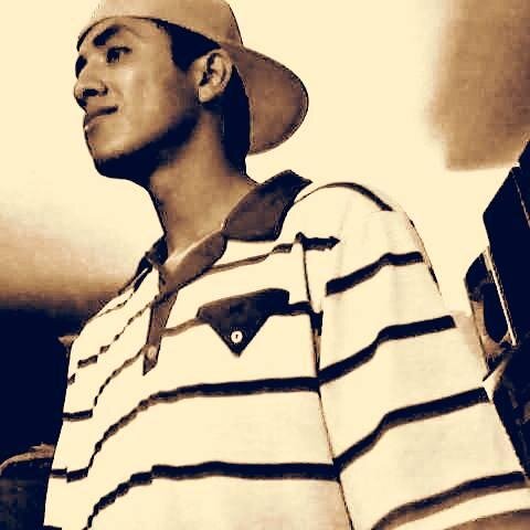 Oscarhualcas's profile picture. King of Kings.