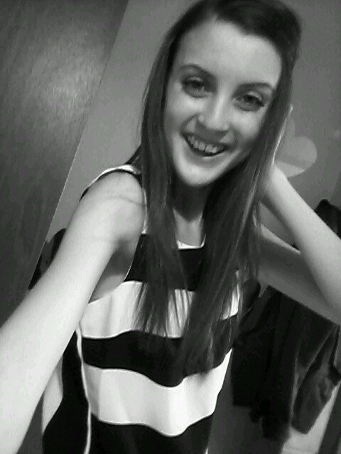 courtcharters's profile picture. '96 ♥