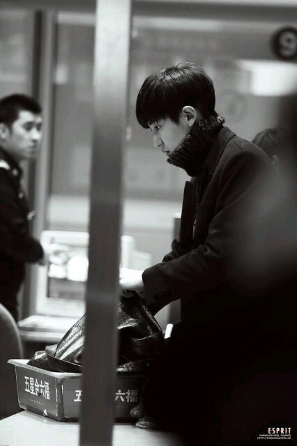 fake 찬열 from 엑소-K