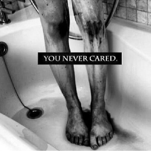 Bisexual. || I feel so alone sometimes. I´m fine. Your words cut like razors. || Meta: 55 kg