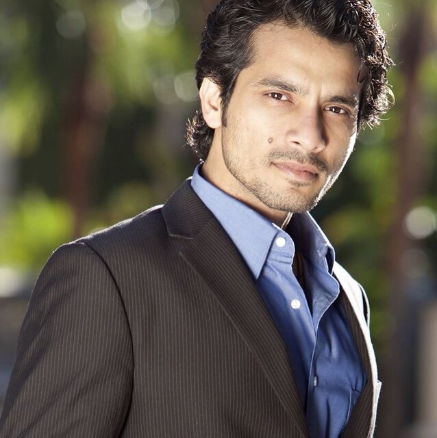 Actor, Director, Software Engineer - Film and TV
http://t.co/rXKWhp7Tjr
480-612-3950,
email : bivasb@hotmail.com