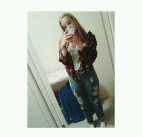 - instagram : xcsd_ 
- #HollandNeedsDemi