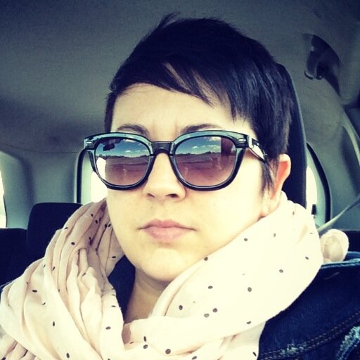 melaniefavreau's profile picture. I make jewelry and eat french toast.