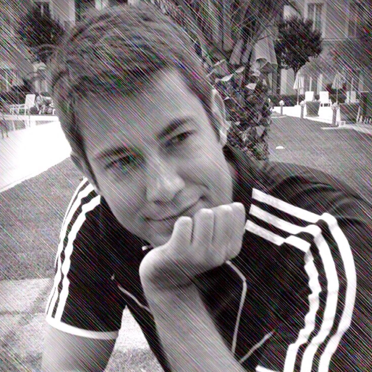 J_Smith910's profile picture. Alman4life - Birkenstocks, Brotdose, über-1stWorldProblems-beschweren!