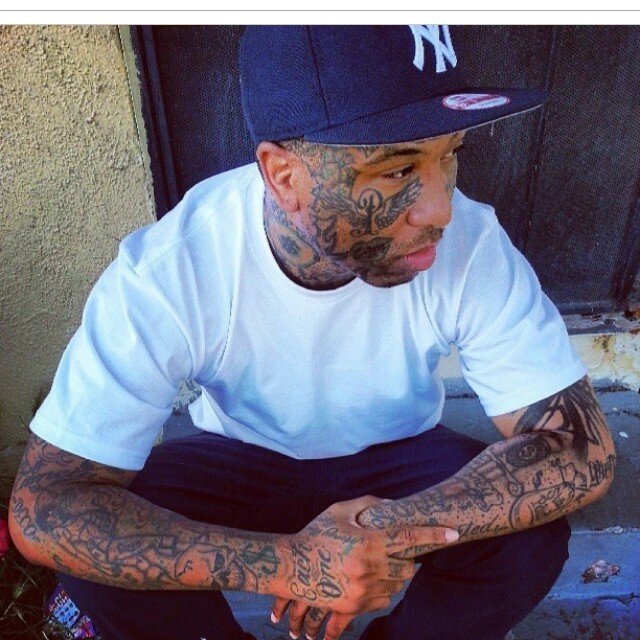 I keep my circle small no new muffuccaz I hate outsiders I ride only with my day 1's fucc the rest of u niccaz n citches FROM:CHESTERFIELD SQUARE 5500 BLOCC