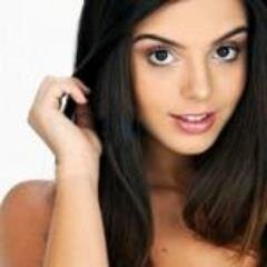 oi sou jussara,mas pode me chamar de juh .amo minha diva @_gilancellotti adoro rebelde e amo interpretar.