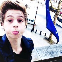 Spanish account to support @5SOS in Spain. All news you need here.
