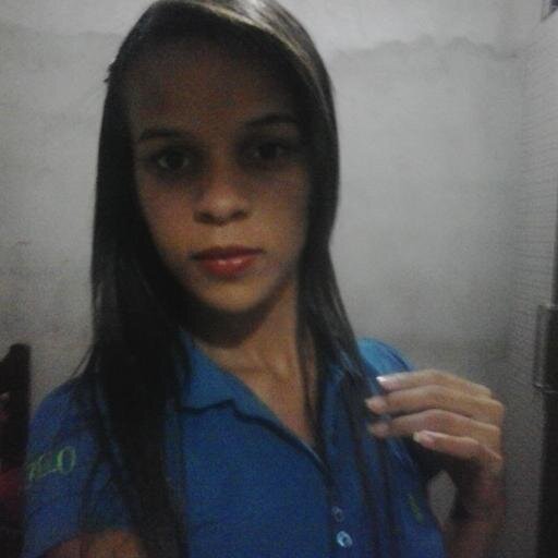 A Princesinha que não nasceu para ficar preza no castelo, mas sim para enfrentar a realidade com a cabeça erguida...
