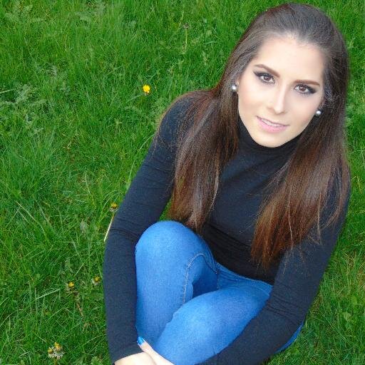 ArianneMejias's profile picture. Odontóloga UC. Venezolana. Amante de la pizza.