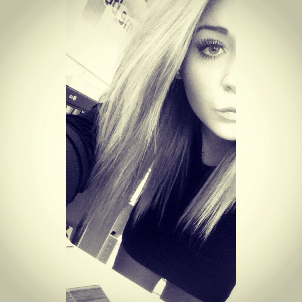 Dandan
Text me: 07540330448