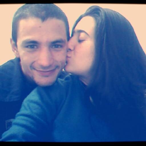 Tengo novia lero lero. TE AMO PRINCESITA HERMOSA. 
@MaaiiRomano sos el amor de mi vida 3