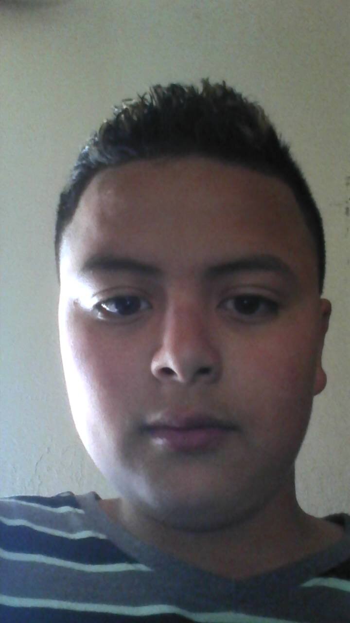 j04884705's profile picture. 