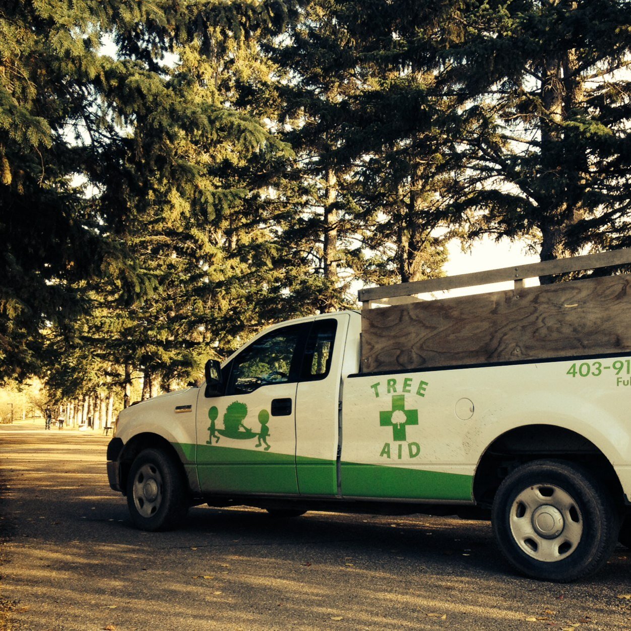 We are a family run buisness who work hand in hand with our clients in the Calgary and surrounding communities to ensure healthy and happy trees and shrubs!