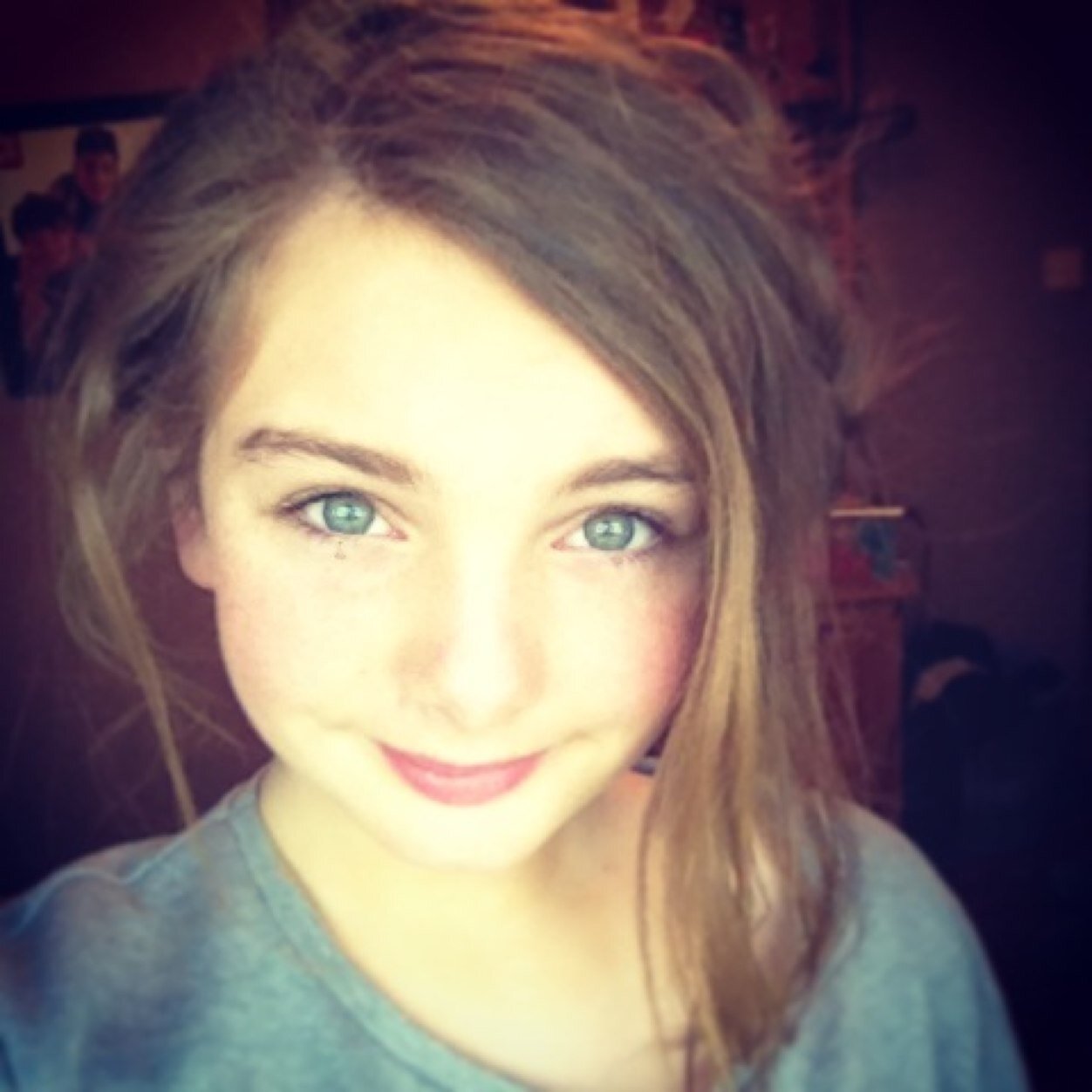 Im a directioner nd im mad bwt 5sos bc swag