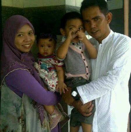 muna_pasaribu's profile picture. I'm a mother with side job as a doctor, and hopely as microbiologist soon