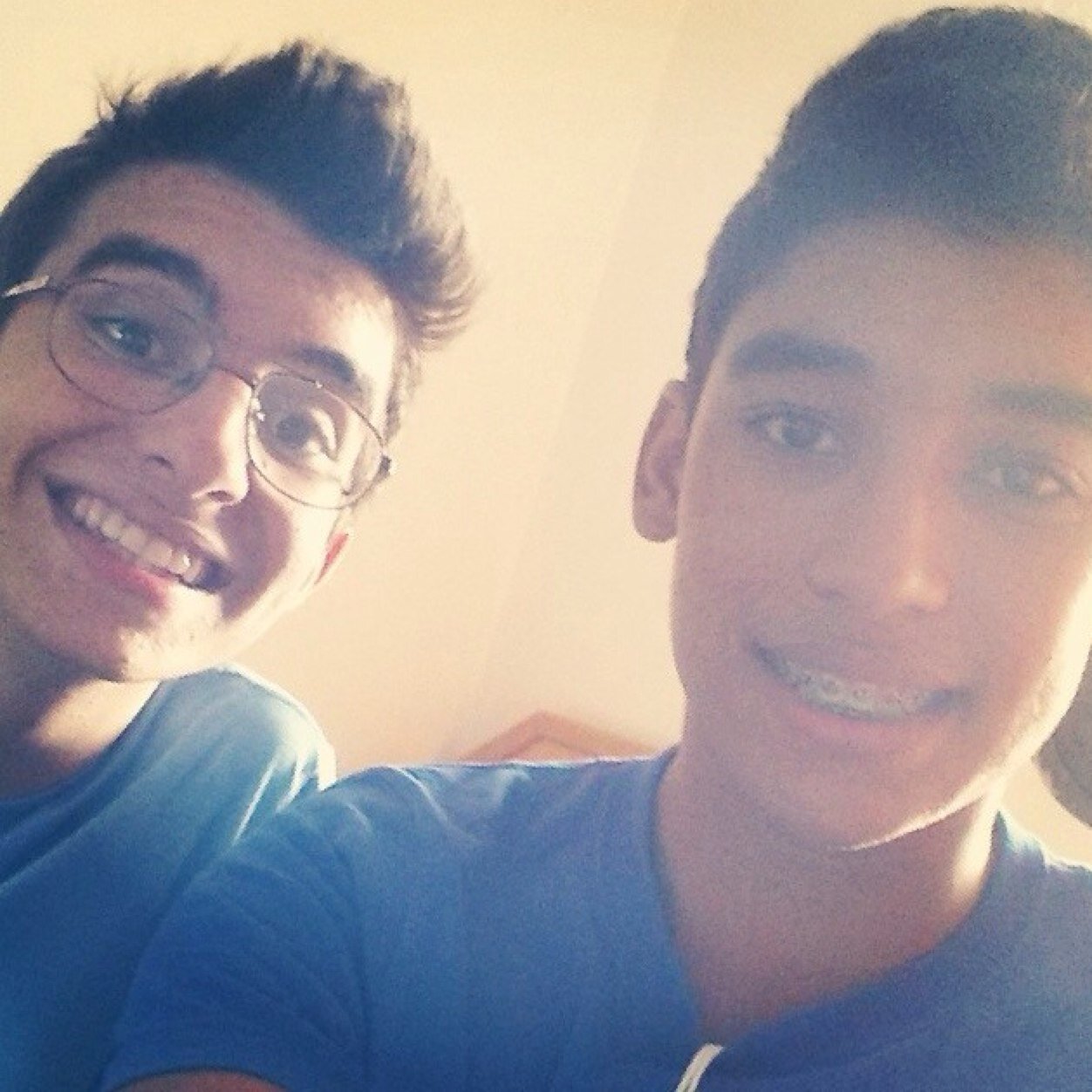 Fãs de TazerCraft, Malena, Harden, FeBatista, Rezende, Fer0m0nas, Monark, VenomExtreme, Authentic, Cellbit, Jvnq, Wolff, Springles,BaixaM,Luiz1227,Joker etc...