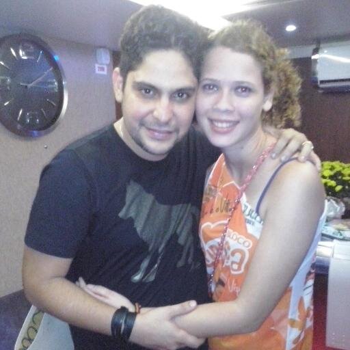 Canceriana e Flamenguista :3 AMO J&M *-----* Segue ?Sigo de volta ! Insta: http://t.co/3fupKKeWiD