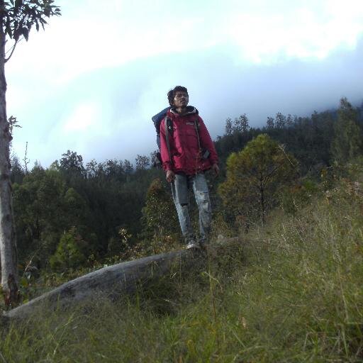 |  a free man  ||  
love adventure  ||  
love my family and my friend  ||  reptile  || 
i'm industrial engineering'11  |