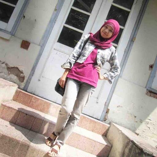 firda_faw's profile picture. senyum :)