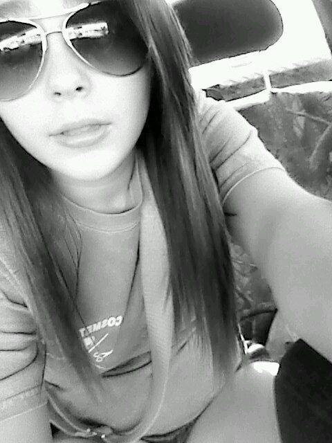 just a country girl living the dream.3