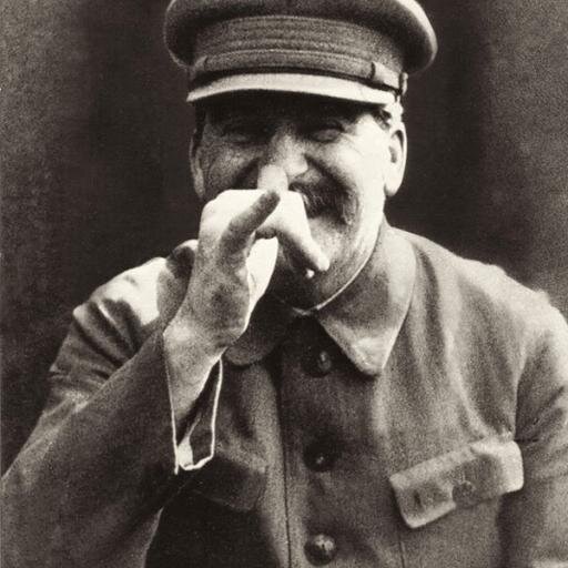 Ama la cultura, ensancha tu alma. Desarraigo existencial. Cultivador de cuerpo y mente. Marxista, política y cinéfilamente hablando.Azuaguita hool.