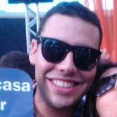 ''Certas músicas. Certas pessoas. Certas datas marcam a nossa vida pra sempre.''