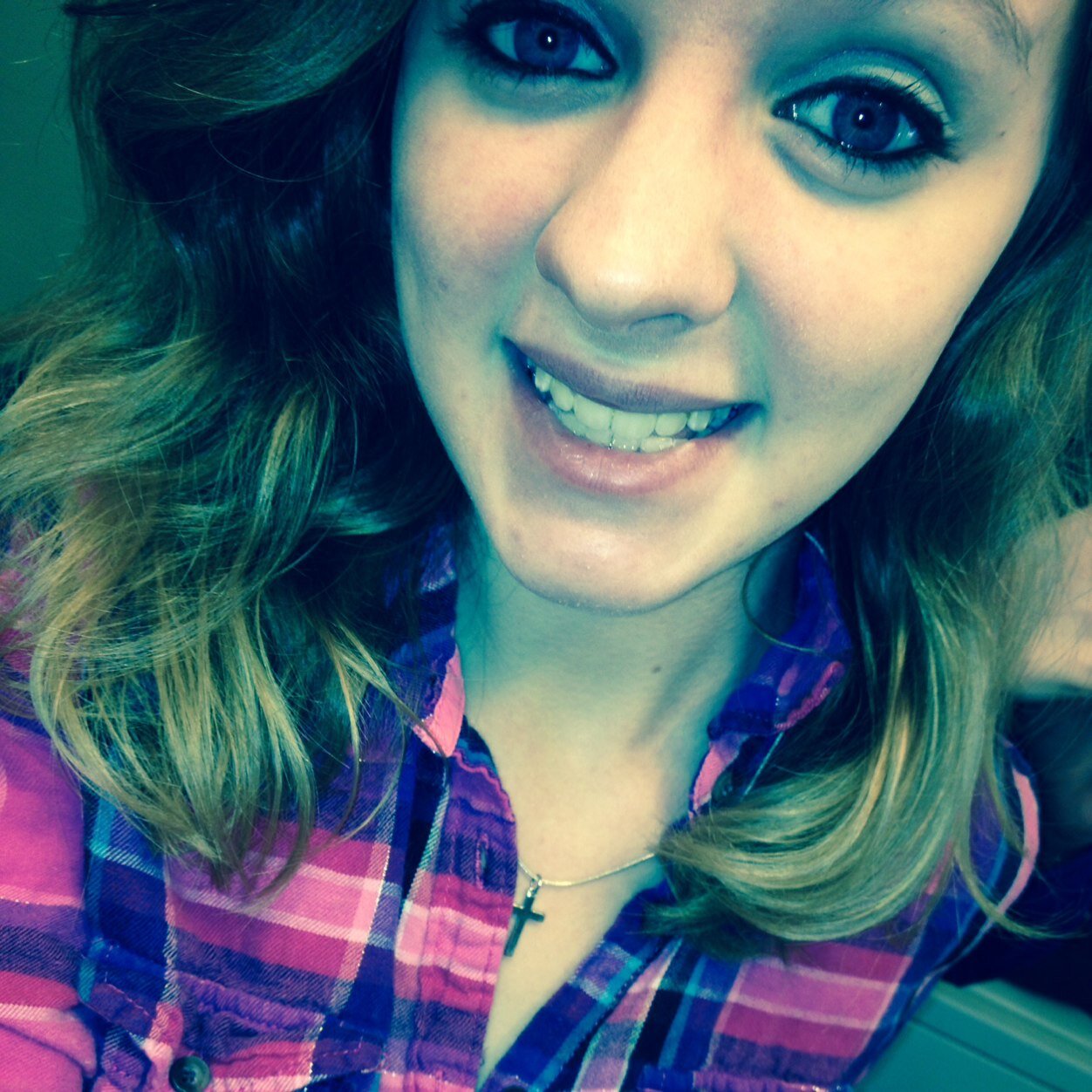 ShaynaHess1's profile picture. (=