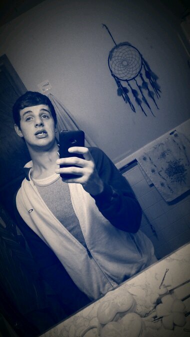 19haman93's profile picture. 