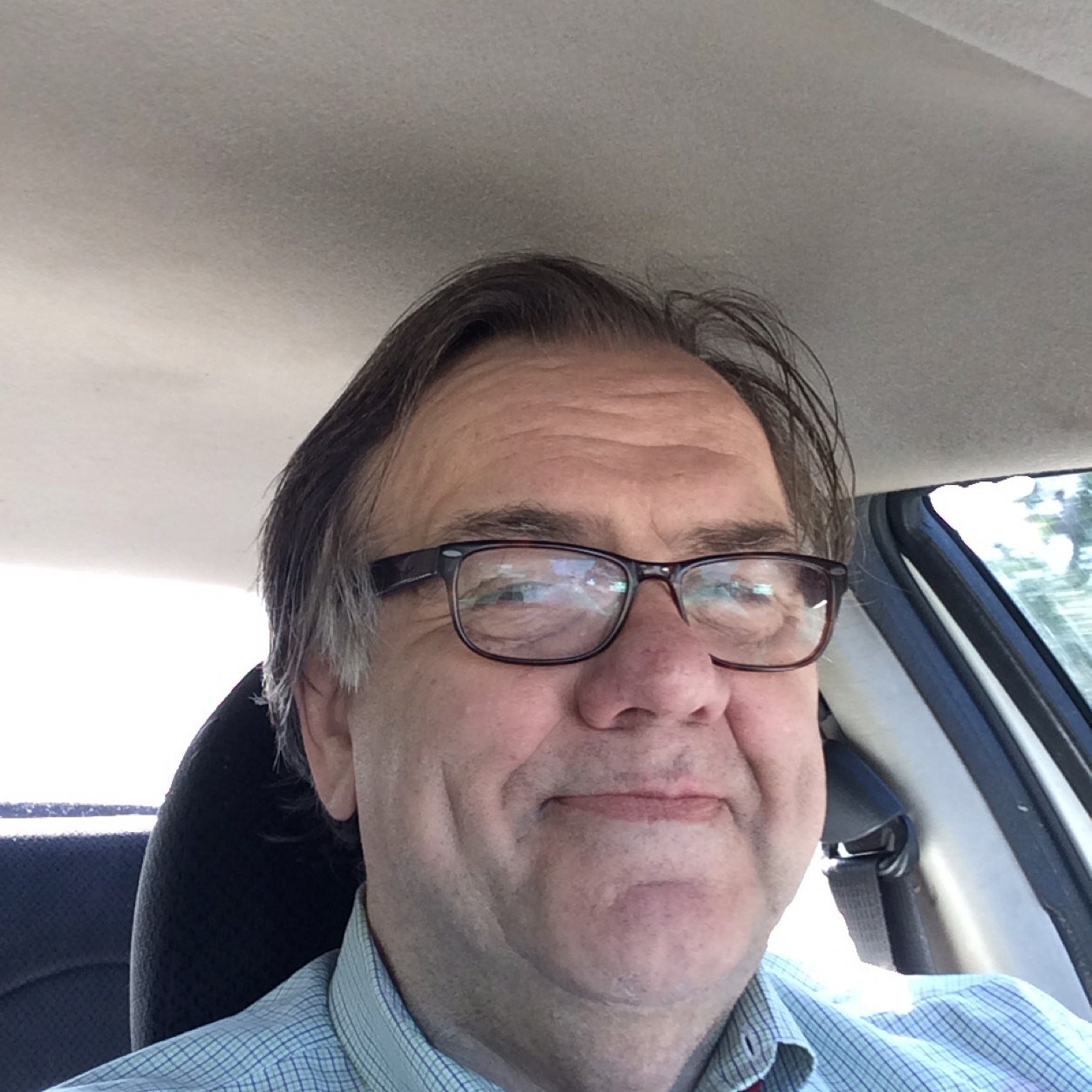 skydogesq's profile picture. Lawyer, criminal defense, amateur theoretical cosmologist/secular humanist, trying to figure it out. Have come to conclusion we're operating on same level as an