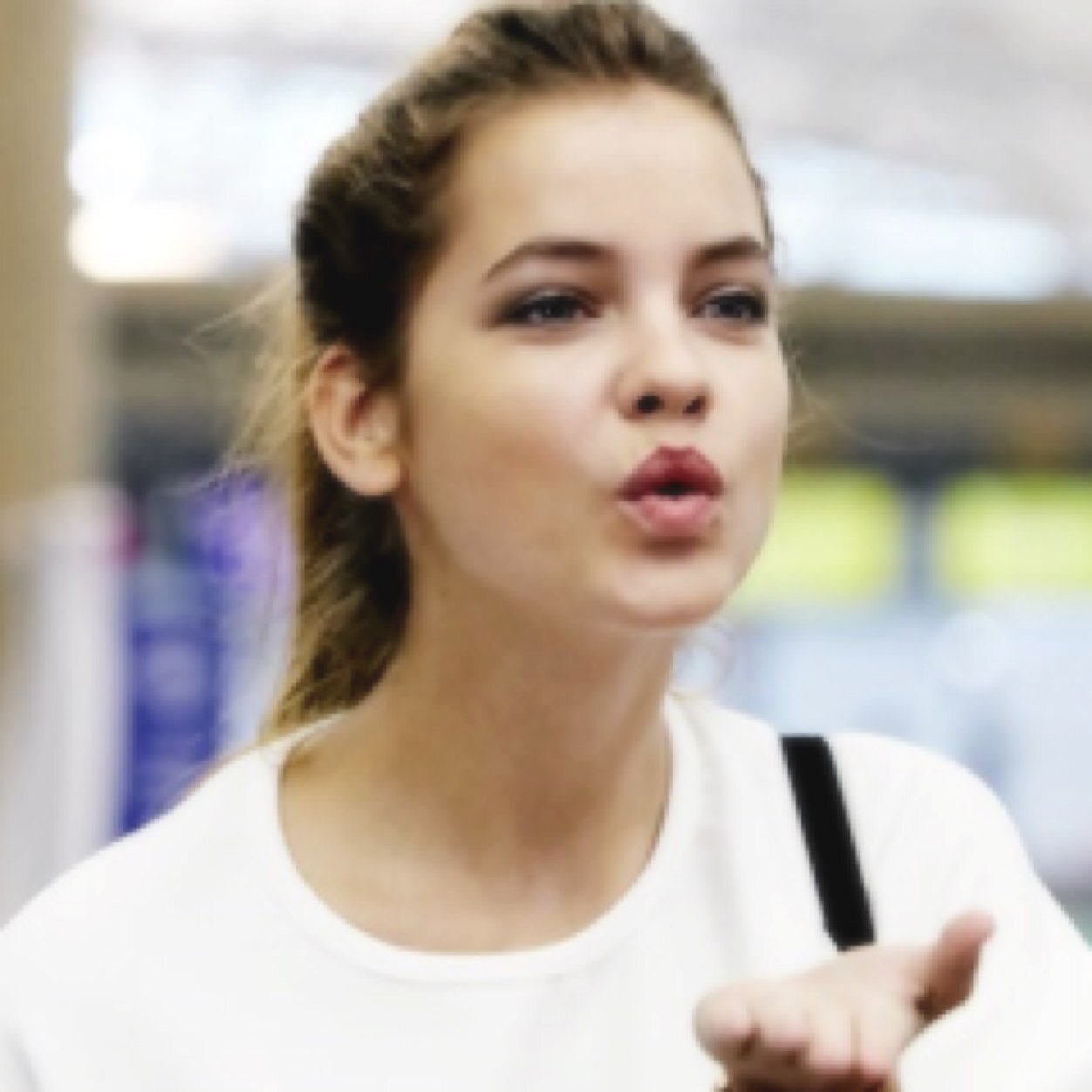 barbaralesa's profile picture. [kylie's voice] babi drama queen