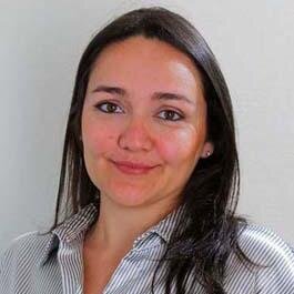 Profesora brasileña de Portugués