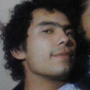 Soy un admirador de Darwin Charles y adoro la naturaleza, odio la desigualdad latinoamericana y las influencias extrangeras