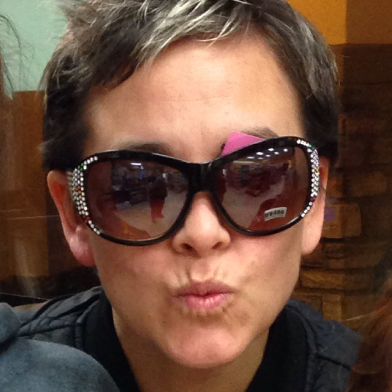 zoerodr56972656's profile picture. 