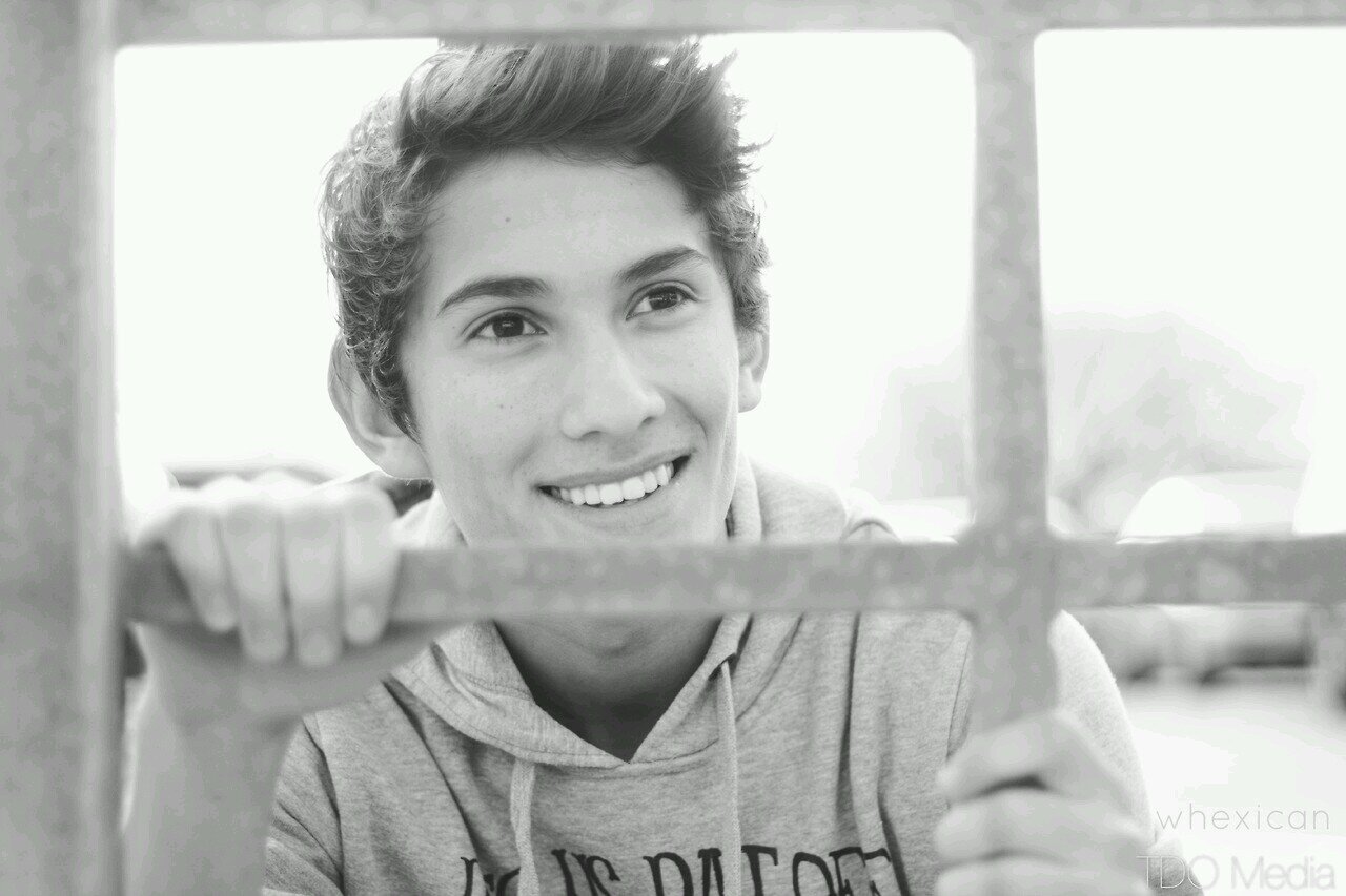 I love you ... I follow back :*