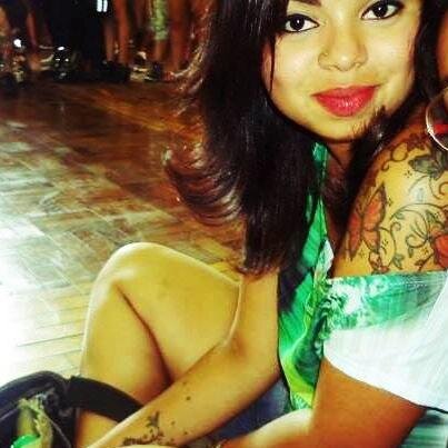 AjudaEuNumaBoa's profile picture. As pessoas tomam cerveja, vergonha na cara, juízo, sol, banho , sorvete...enquanto eu tomo no cu em três sabores diferentes todos os dias. Ajuda eu? Numa boa...