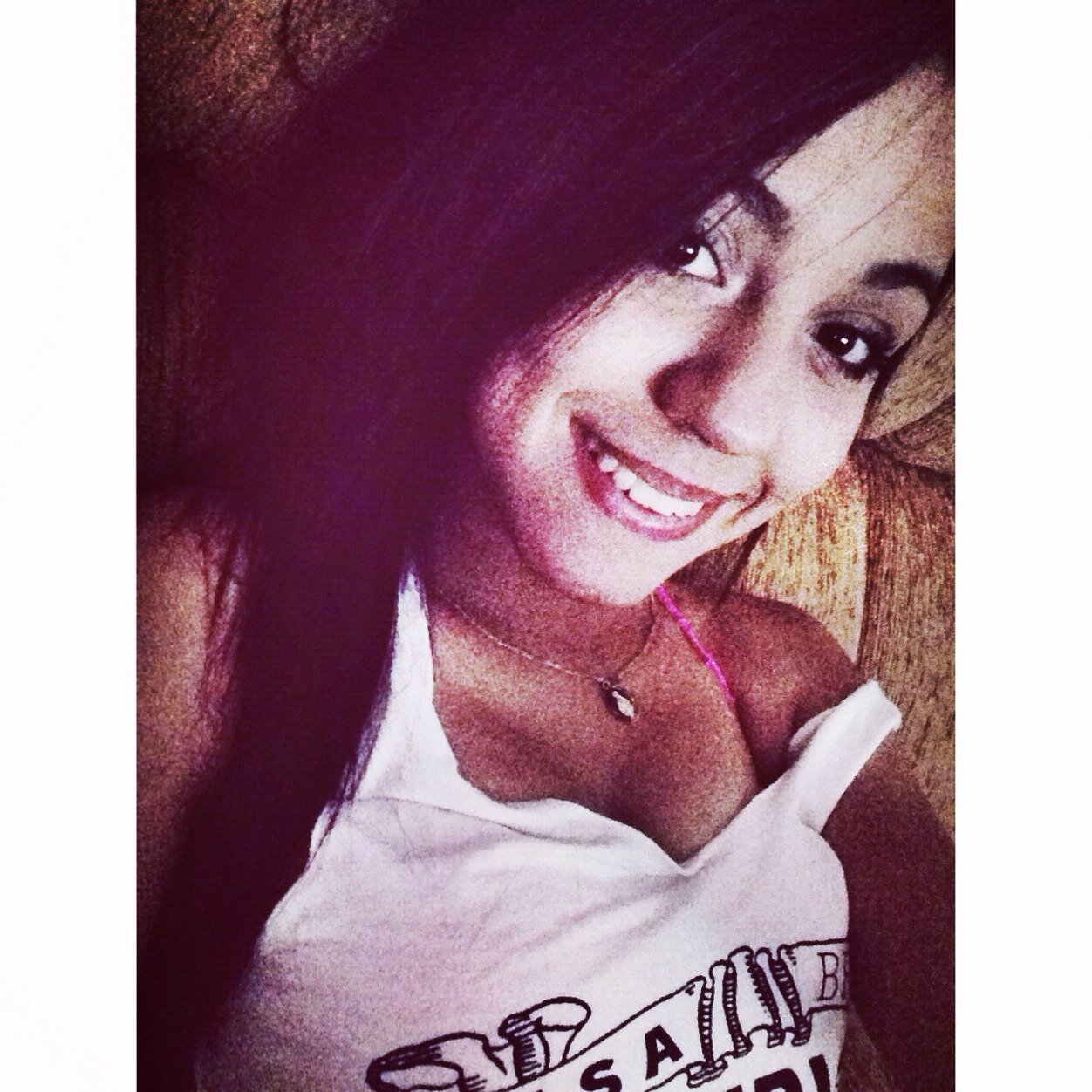 Eu te amo princesa, minha melhor amiga, corro por você até dps do fim ♥ / @mirelleealvess