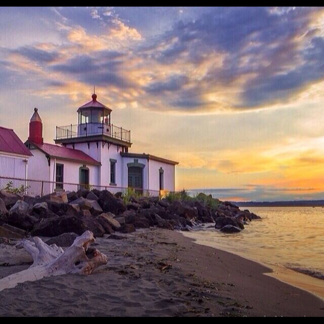 ~Sharing the worlds most beautiful Beaches~ email us please // BeachPornnn@gmail.com 4/13/14 #PMT
