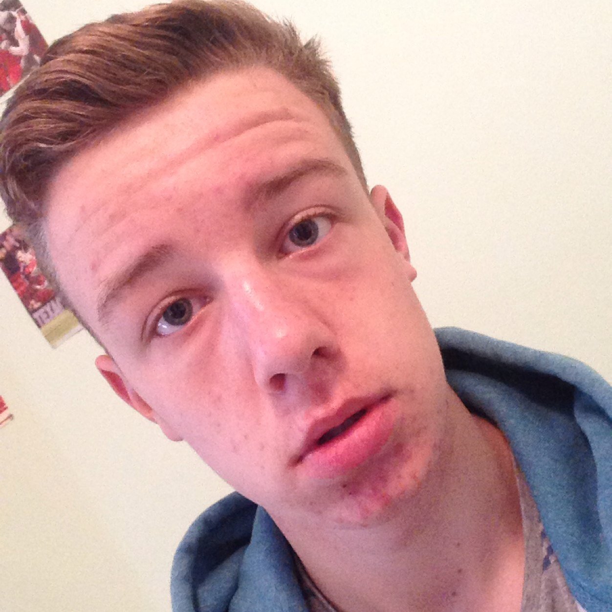 16 year old vlogger from Yorkshire, havent got many videos but many to come in the future! Feel free to subscribe!