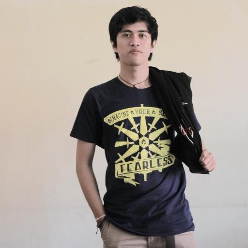 Suasta_coblak's profile picture. State Polytechnic students in BALI                             :::Low profile :::        Owner @FEARLESS_CLOTH ::: Bassist @PlayItLoudBand